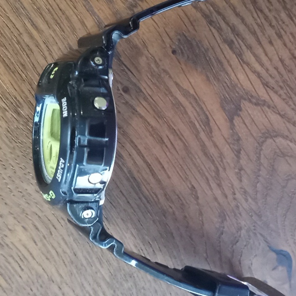 G-Shock - Picture 3 of 4